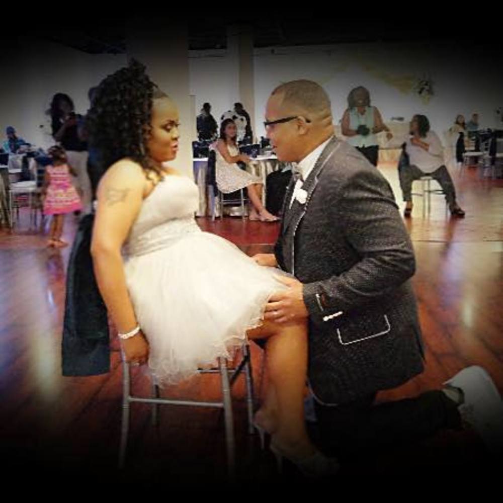 Meet your Posher, Tyrone debo